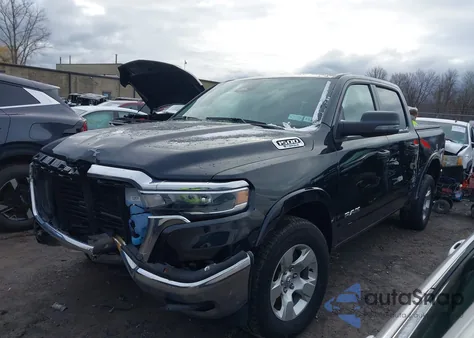2025 Ram 1500 Big Horn 4X4 5'7 Box from USA, damaged, VIN 1C6RRFFG4SN539495